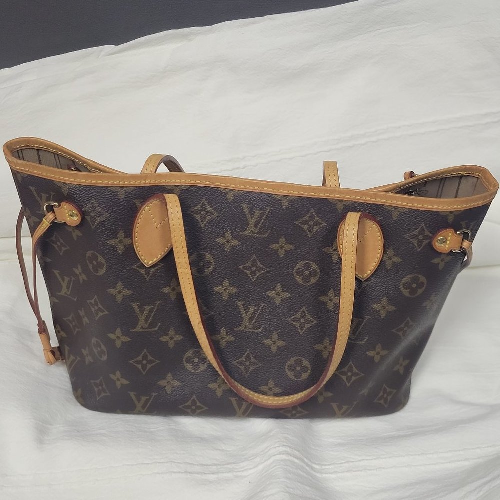 Louis Vuitton Neverfull PM